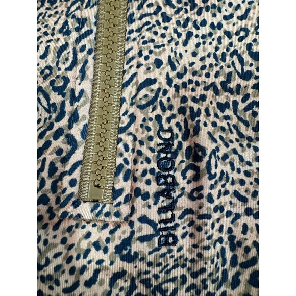 Billabong Swim Women’s Hidden Shore Mock Neck Swimsuit Leopard Small - Picture 8 of 12